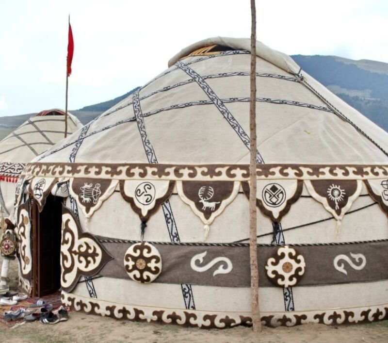 beautiful yurt nice handmade work kyrgyzstan nomad culture yurts